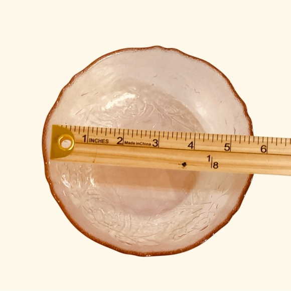 Vintage ARCOROC France Rosa Pink Glass Cereal Salad Bowl Rosés 6" - Picture 3 of 5